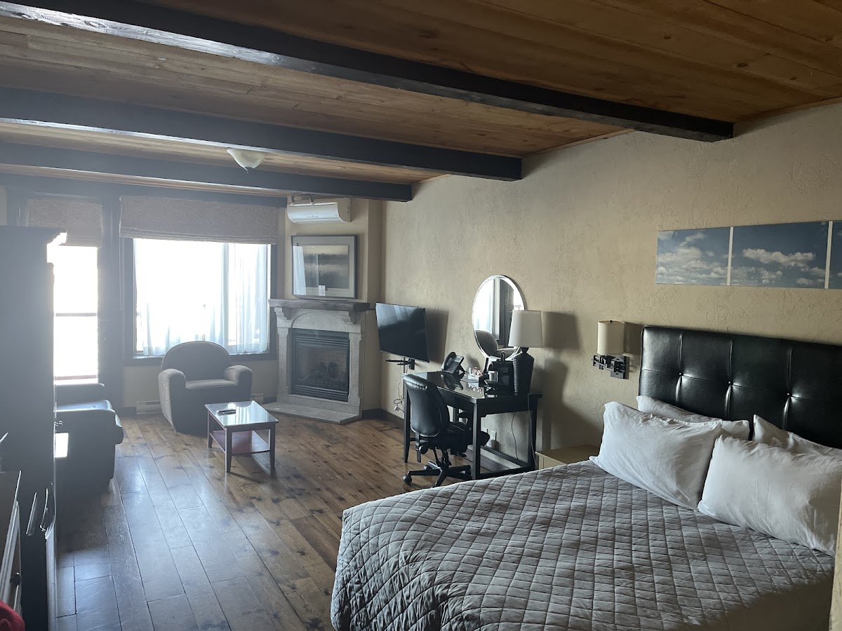 LES CONDOS DU LAC TAUREAU